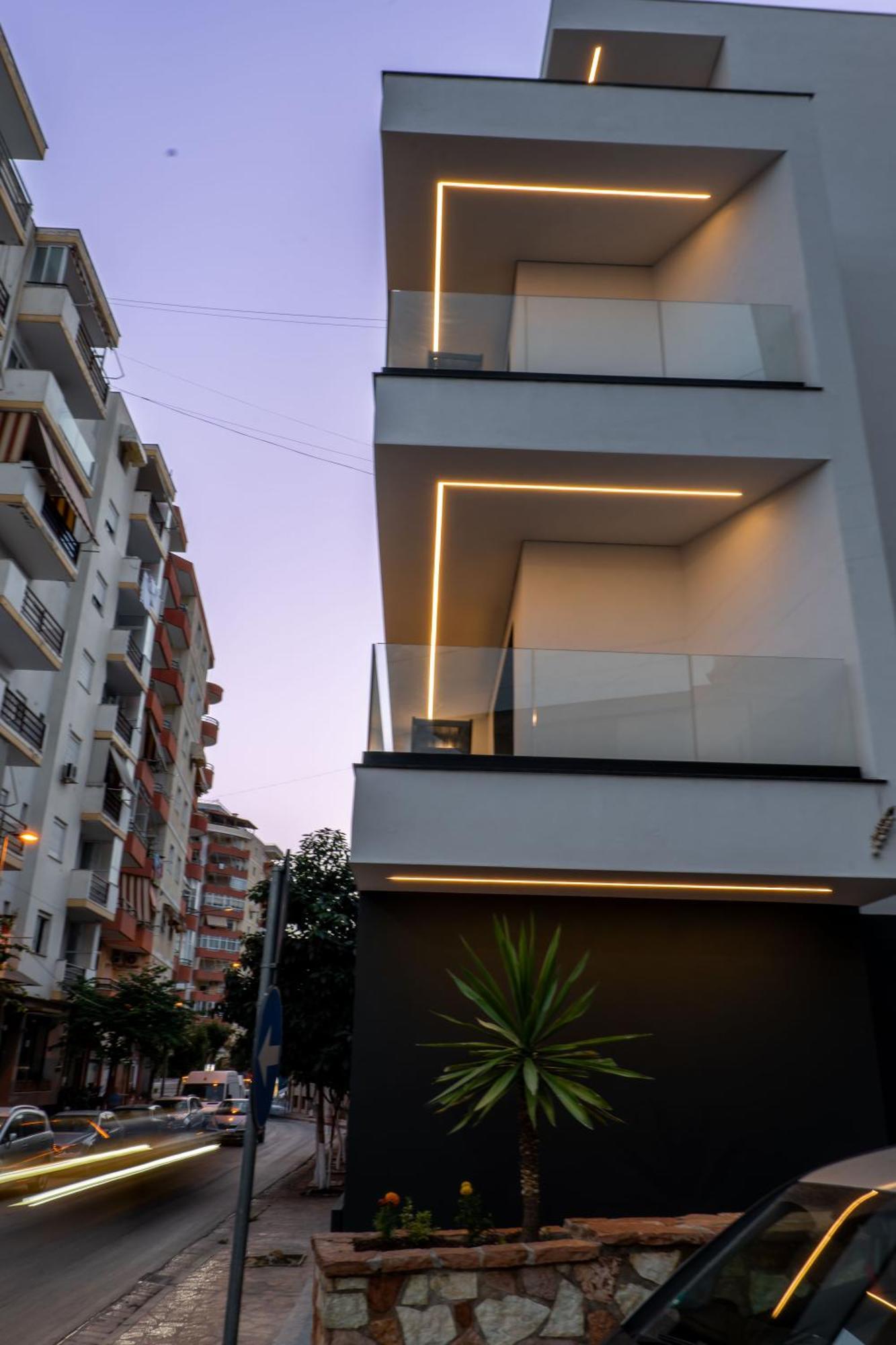 Austin Boutique Hotel Sarandë Exterior foto